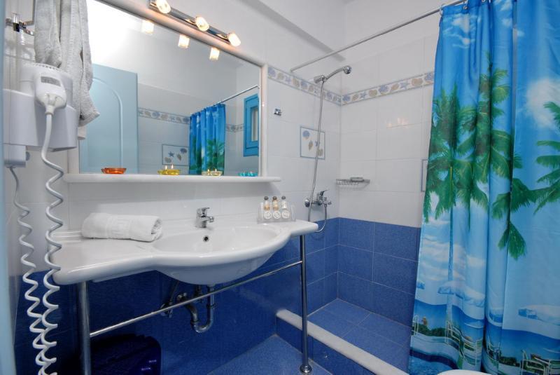Antony Suites And Residences (Adults Only) Naxos City Екстериор снимка