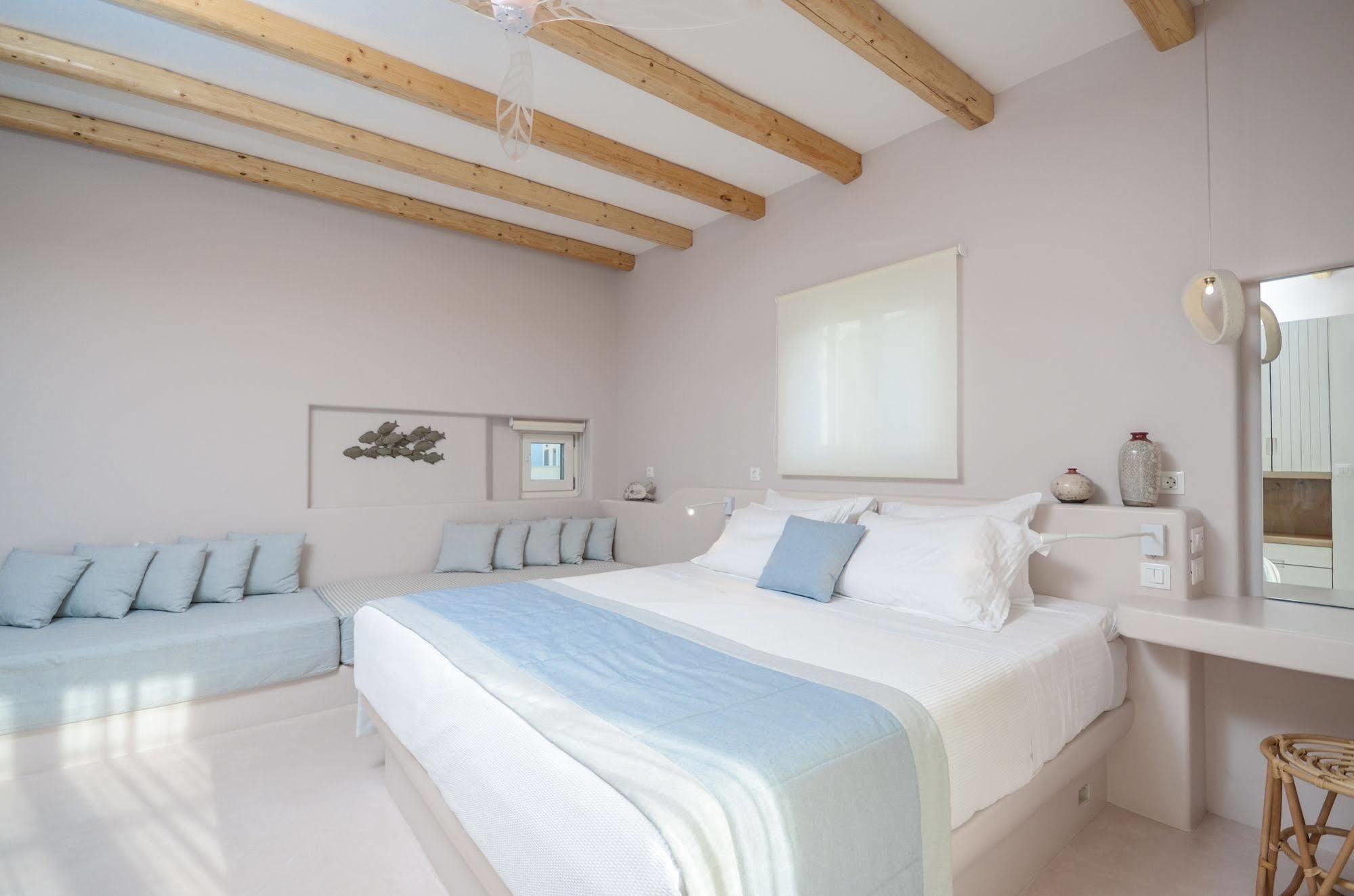 Antony Suites And Residences (Adults Only) Naxos City Екстериор снимка