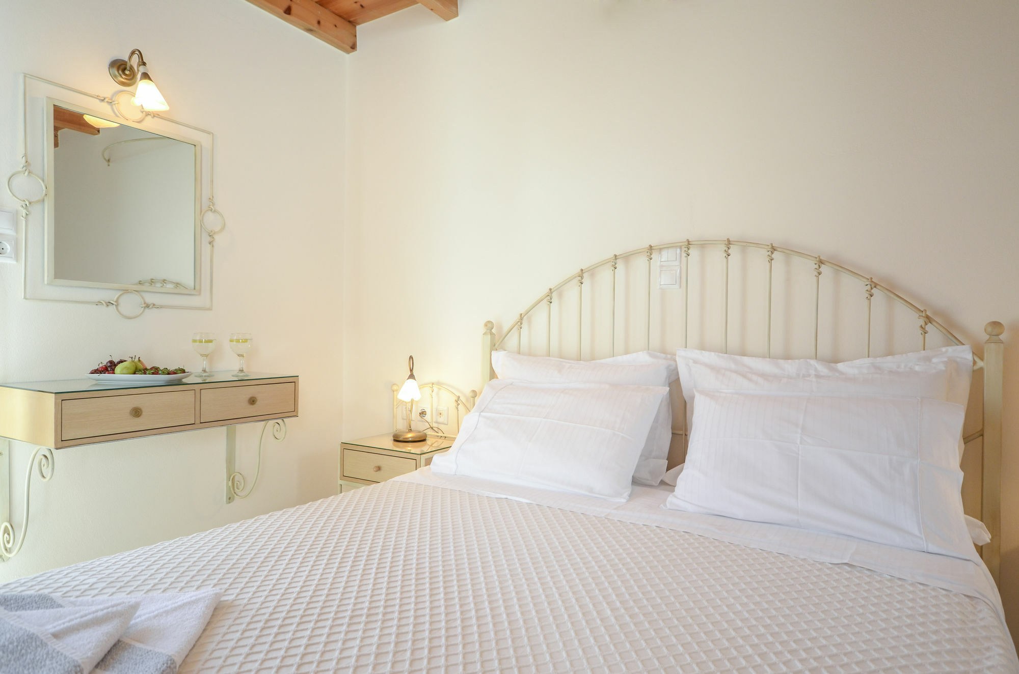 Antony Suites And Residences (Adults Only) Naxos City Екстериор снимка